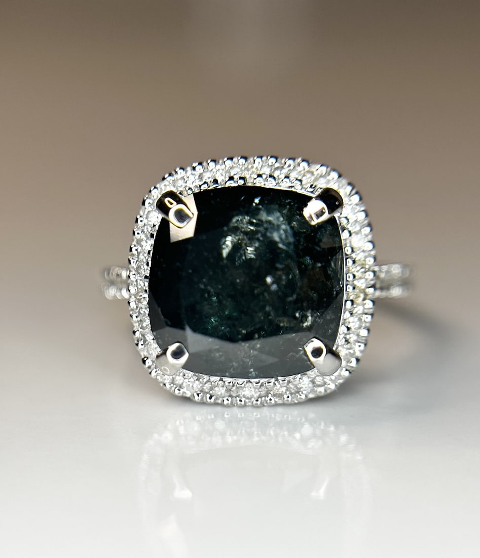 Beautiful 6.24ct Natural Solitaire Green Diamond & 18k Gold - 7