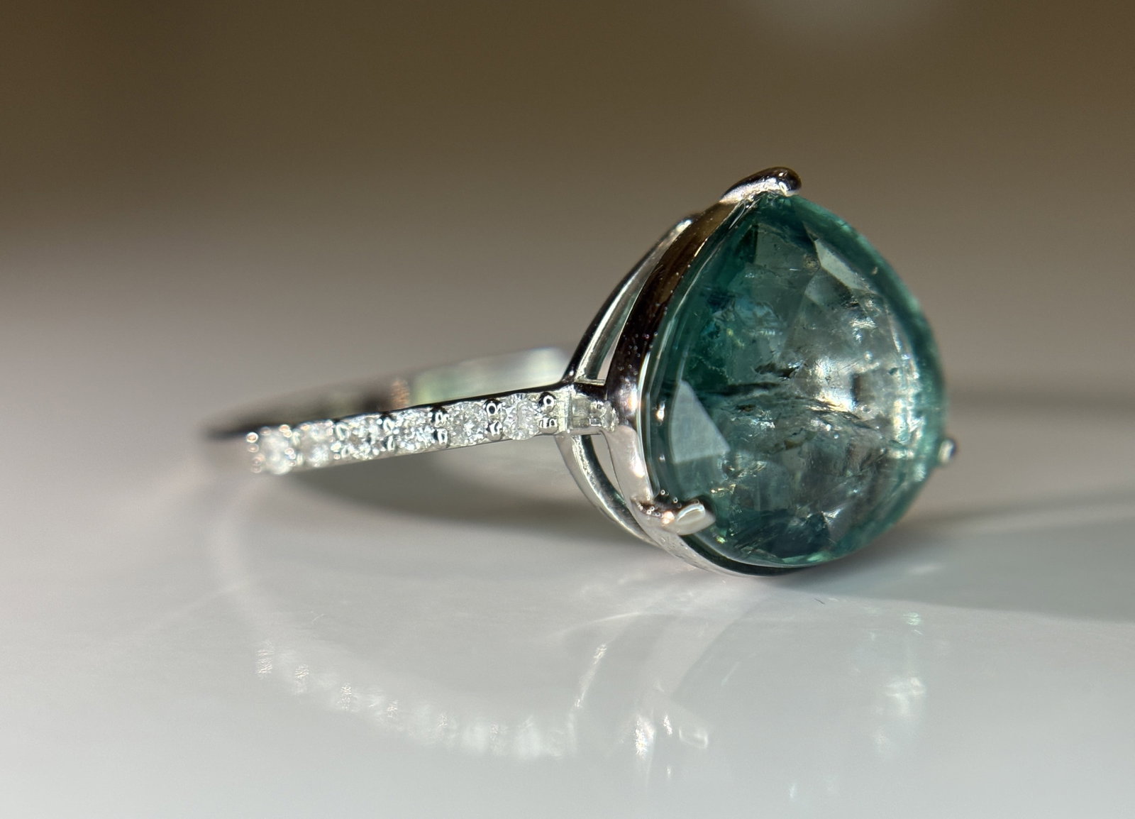 Beautiful 3.17 CT Natural Emerald Ring With Natural Diamonds & Platinum 950 - 7