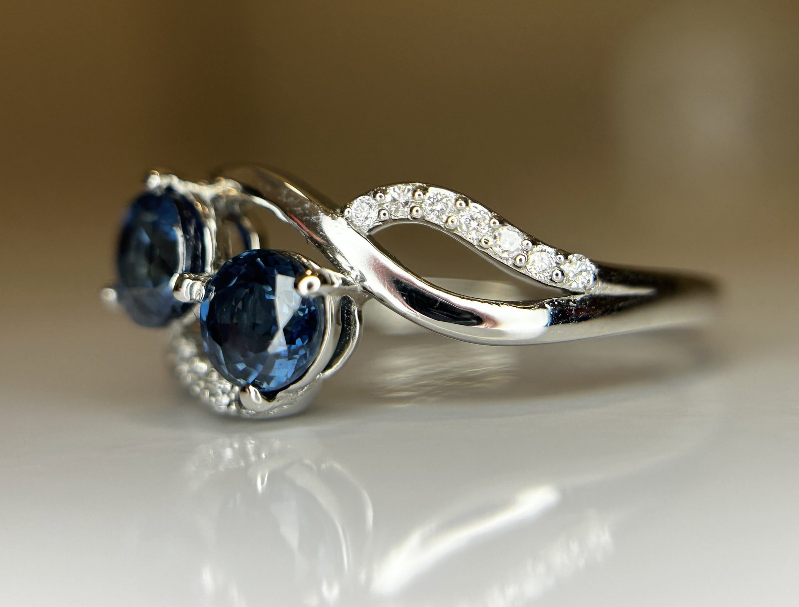 Beautiful 1.05 CT Unheated Ceylon Blue Sapphire Diamonds & 950 Platinum - 4