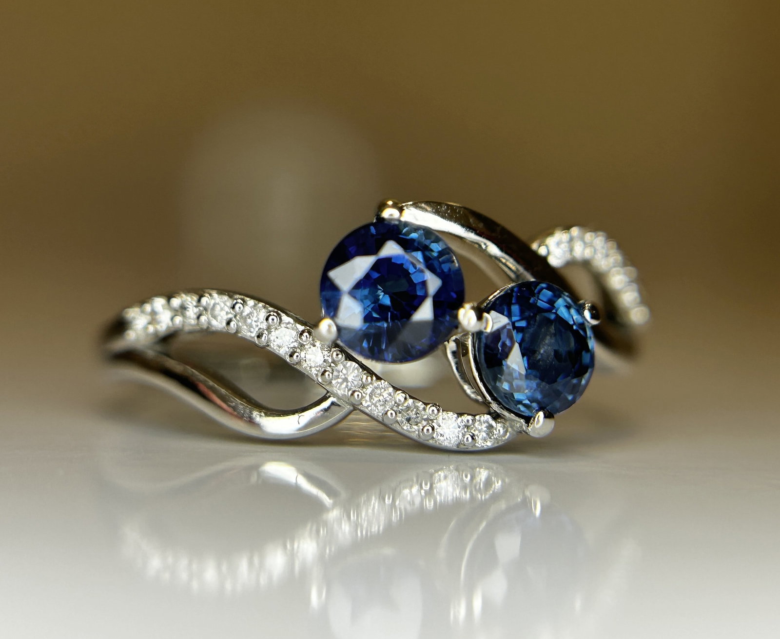 Beautiful 1.05 CT Unheated Ceylon Blue Sapphire Diamonds & 950 Platinum - 9