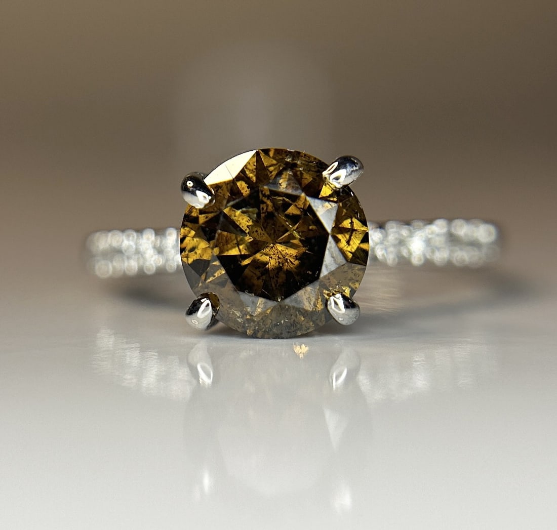 Beautiful 1.86ct Untreated Natural Champagne Solitaire Diamond & 18k Gold: Title: Beautiful 1.86ct Untreated Natural Champagne Solitaire Diamond & 18k Gold Description: Beautiful 1.86ct Untreated Natural Champagne Solitaire Diamond & 18k Gold Description: Total