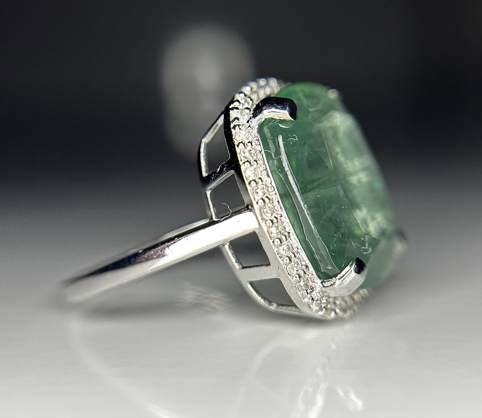 Beautiful 10.04 ct Natural Emerald With Natural Diamonds & 18k Gold - 5