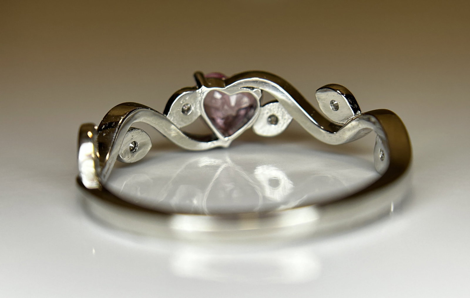 Beautiful 0.48ct Heart Shape Unheated Ceylon Pink Sapphire Diamonds & 950 Platinum - 6