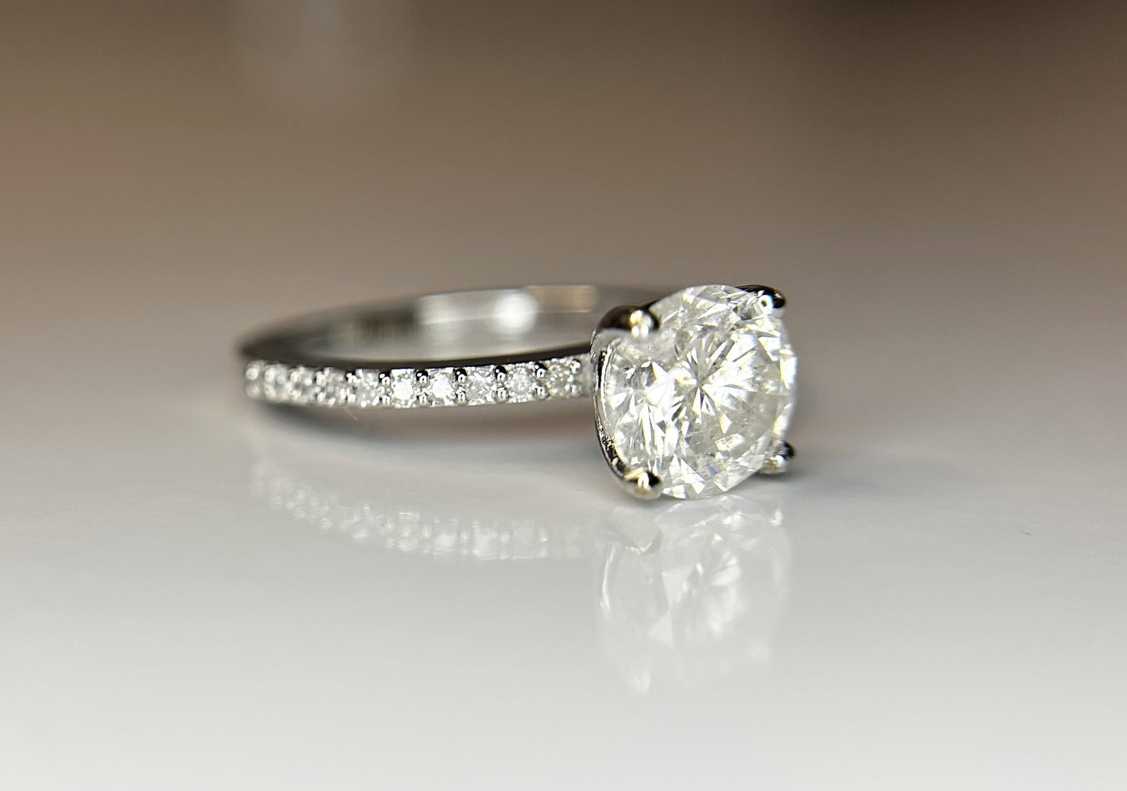Beautiful 1.82ct Untreated Natural Solitaire Diamond & 18k Gold - 6