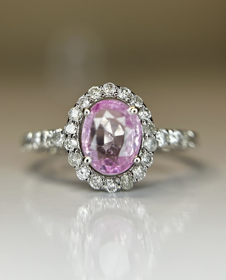 Beautiful Natural Ceylon 1.15ct Pink Sapphire With Diamonds & 18k Gold: Title: Beautiful Natural Ceylon 1.15ct Pink Sapphire With Diamonds & 18k Gold Description: Beautiful Natural Ceylon Pink Sapphire With Natural Diamonds & 18k White Gold. Description: