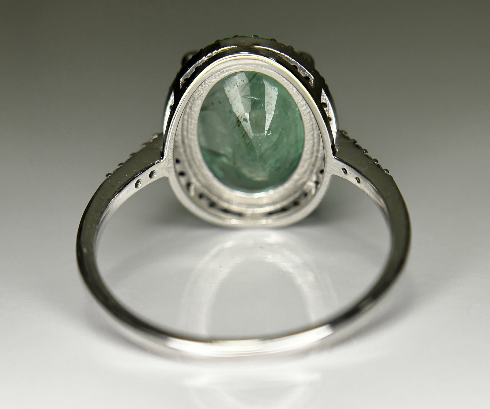 Beautiful 4.24CT Untreated Natural Columbian Emerald Ring, Diamonds & 18k Gold - 6