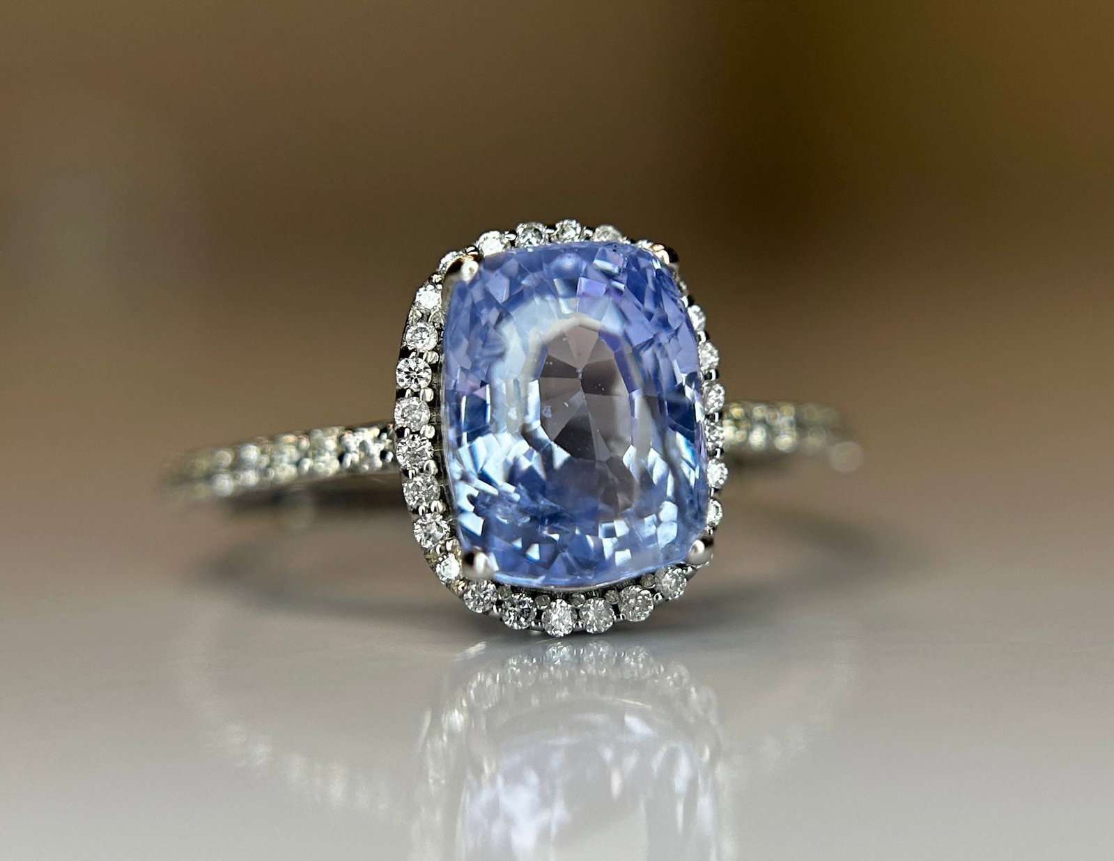 2.83 CT Unheated/Untreated Ceylon Cornflour Blue Sapphire Diamonds & 18k Gold - 7