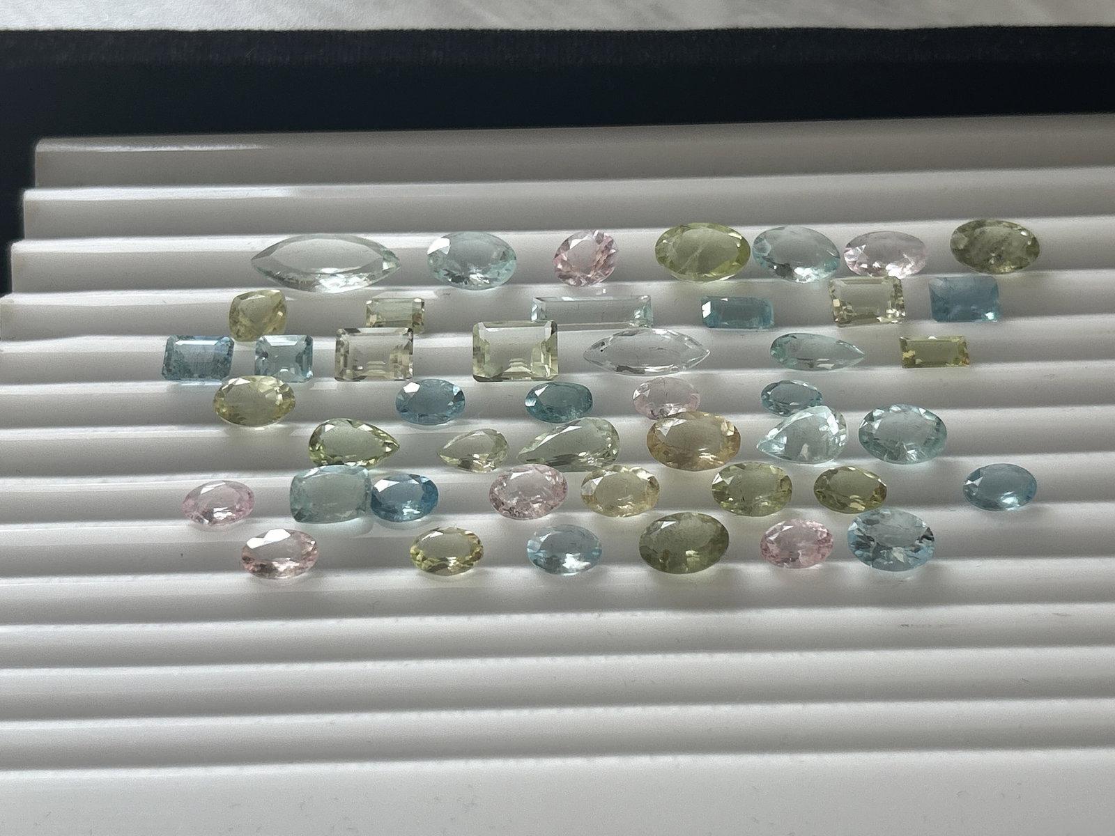 72.75ct Natural Blue and Green Aquamarine and Pink Morganite - 6