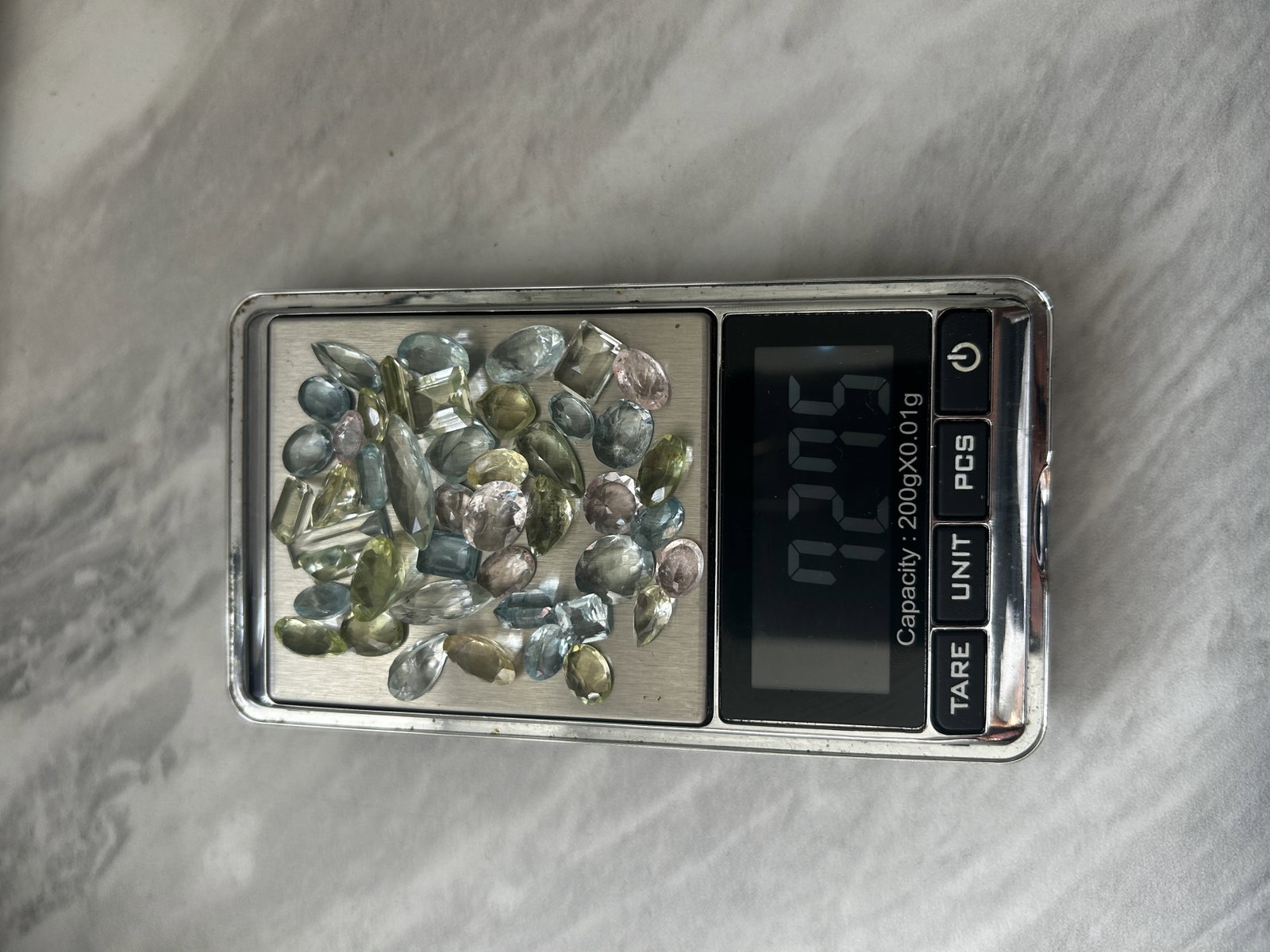 72.75ct Natural Blue and Green Aquamarine and Pink Morganite - 8