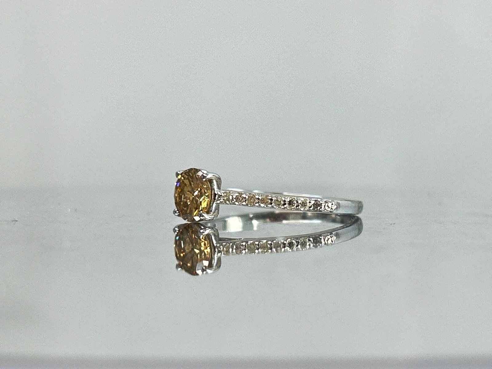 Beautiful Natural 0.82 CT Natural Solitaire Champagne Diamond Ring With 18k Gold - 3
