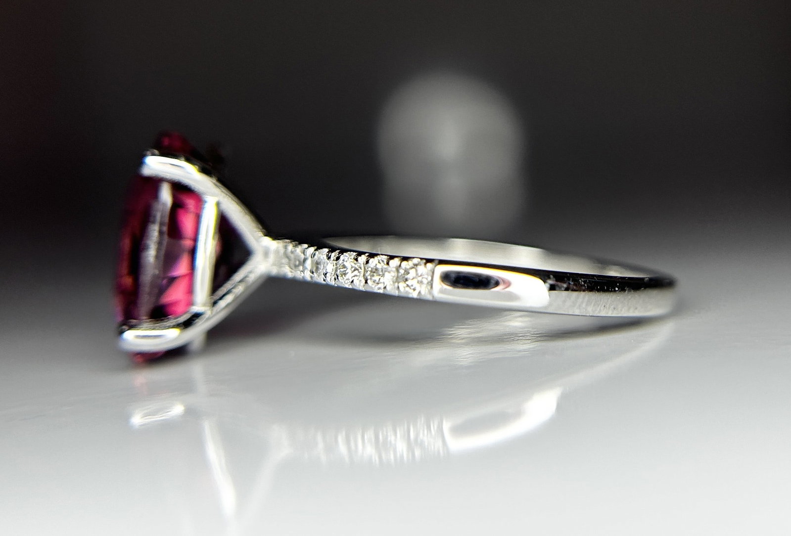 Beautiful 3.60CT Natural Pink Tourmaline With Natural Diamonds & 18k Gold - 5