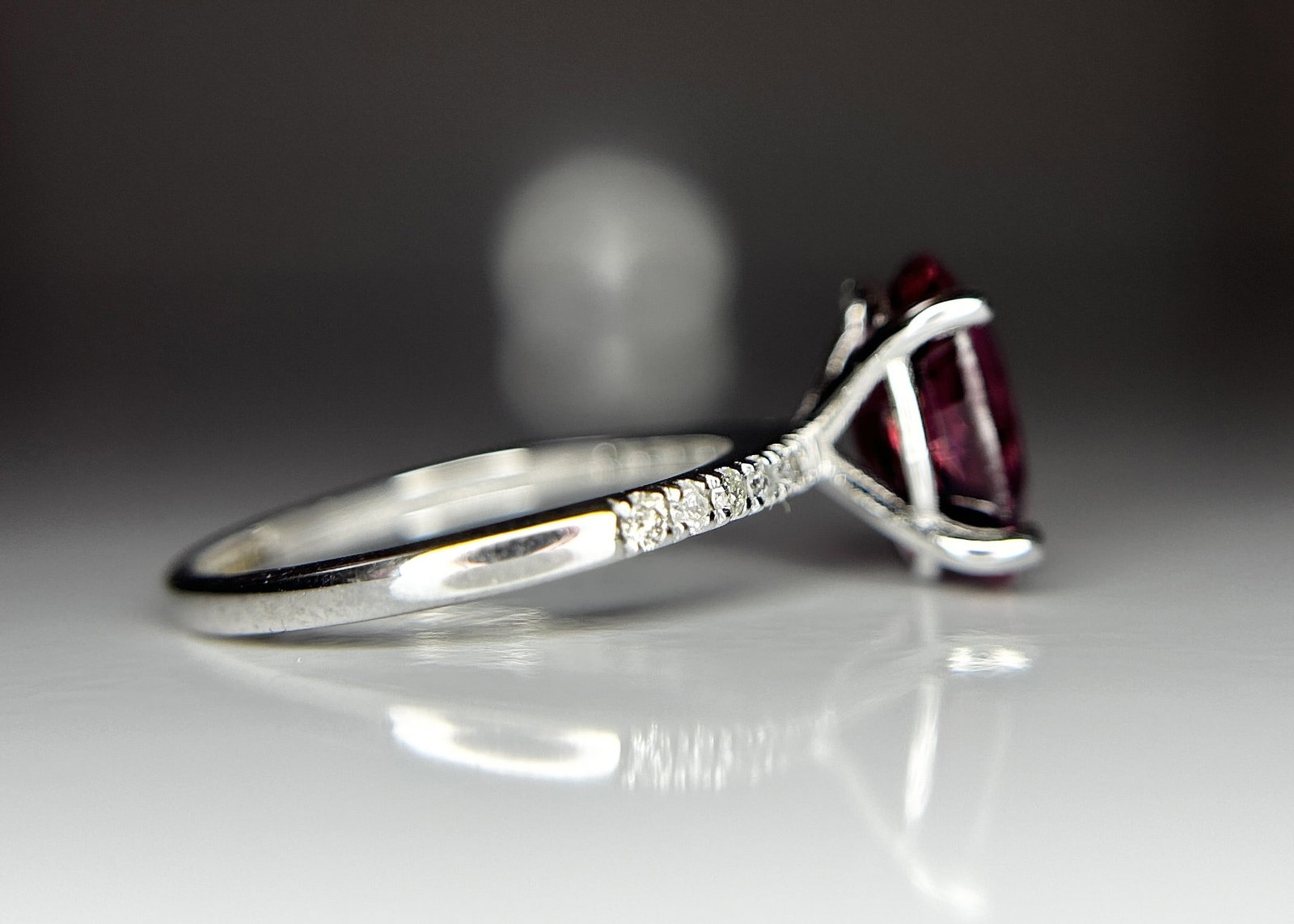 Beautiful 3.60CT Natural Pink Tourmaline With Natural Diamonds & 18k Gold - 8