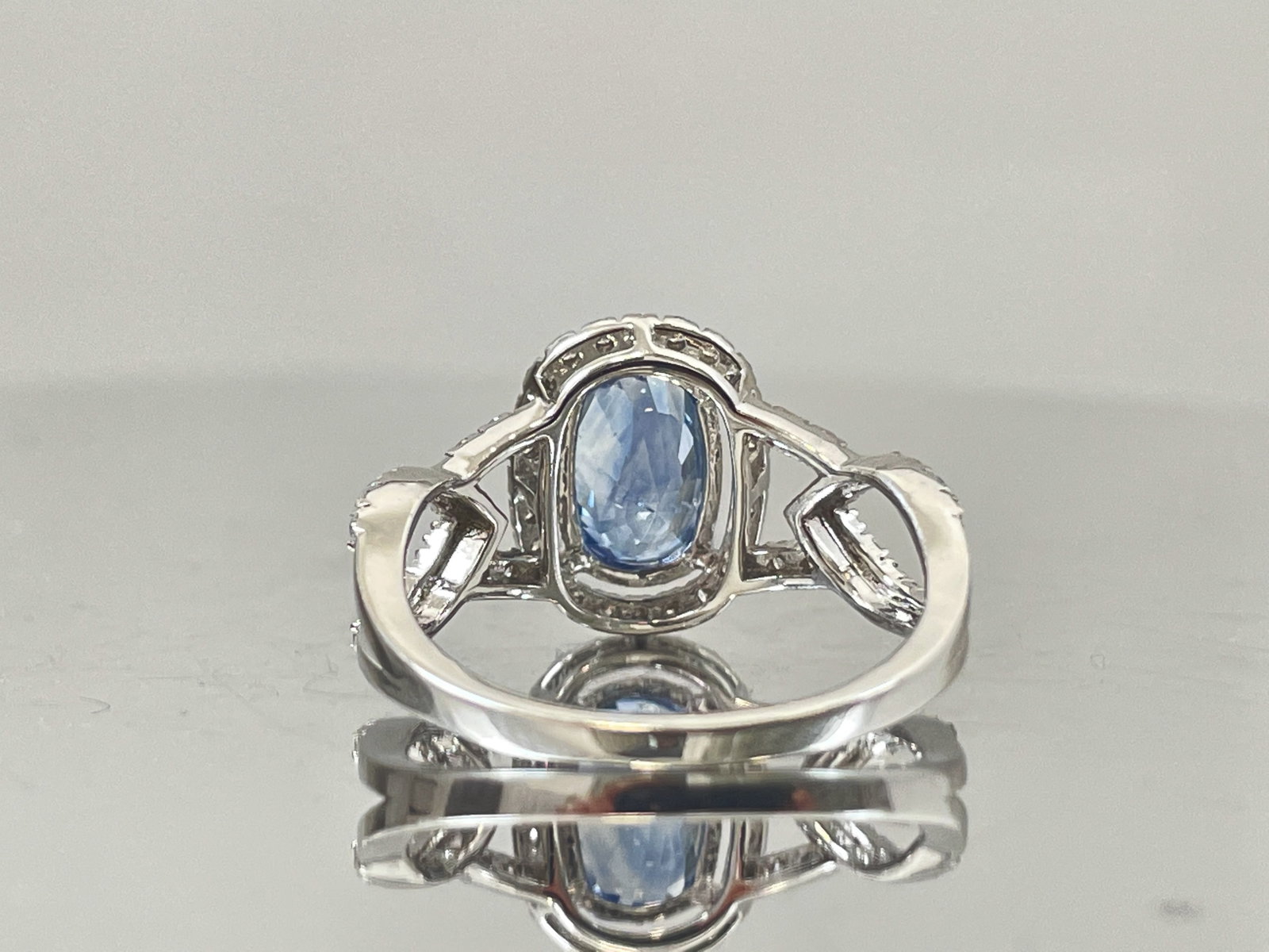 Beautiful 3.16 CT Natural Ceylon Cornflour Blue Sapphire Diamonds & 18k Gold - 5