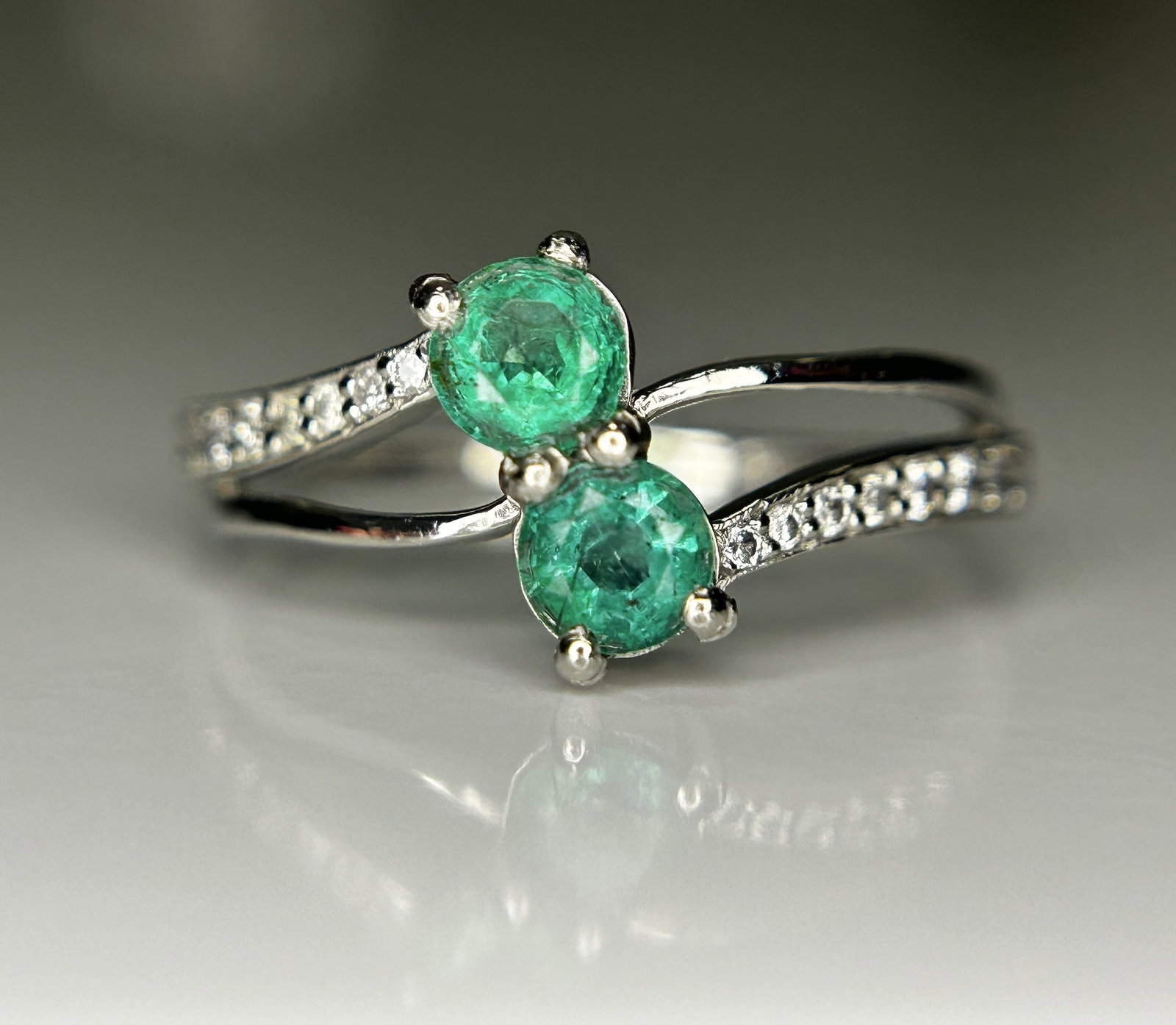 Beautiful 0.78Ct Natural Emerald Ring With Natural Diamonds & Platinum 950 - 4