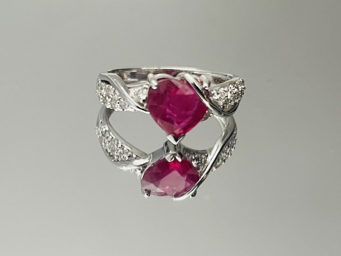 Beautiful Natural Heart Shape Burmese Ruby Ring 1.58 Ct With Diamonds & 18k Gold - 6