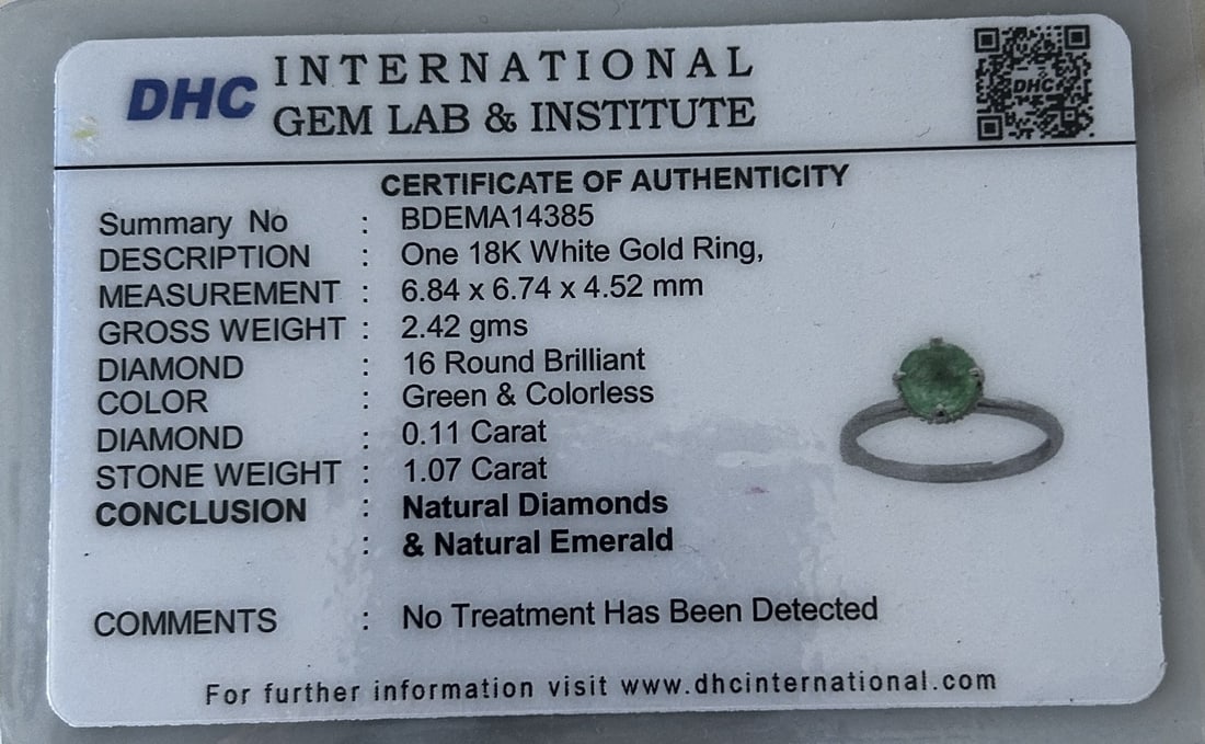 Beautiful 1.07ct Natural Emerald With Natural Diamonds & 18k Gold - 10