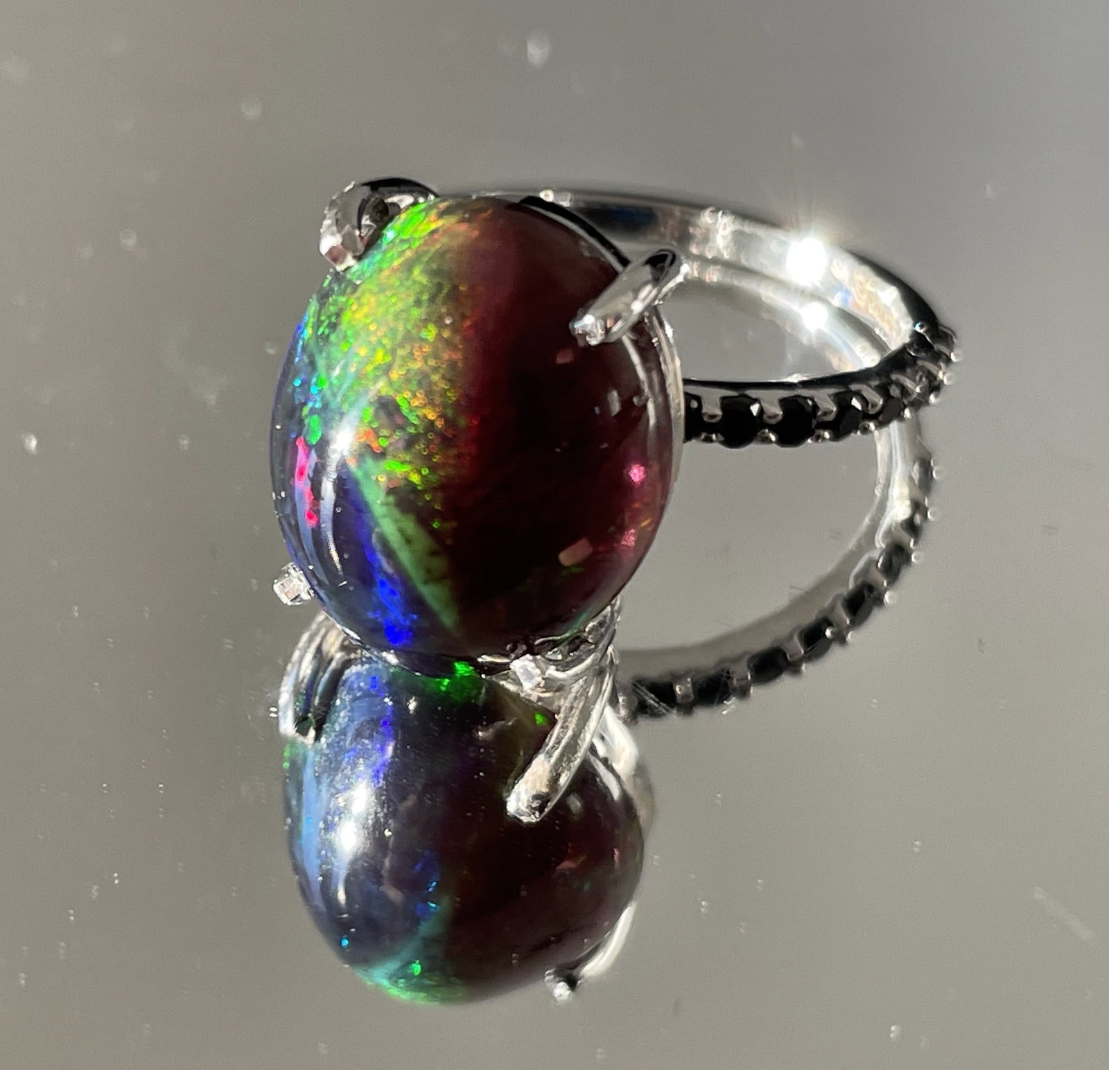 Beautiful 7.45 CT Natural Black Opal Ring With Natural Black Diamond & 18k Gold - 5