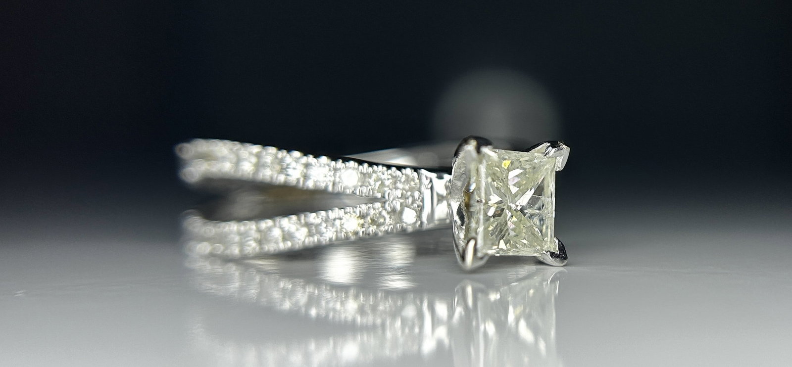 Beautiful 1.17ct Princess Cut Untreated Natural Solitaire Diamond & 18k Gold - 6
