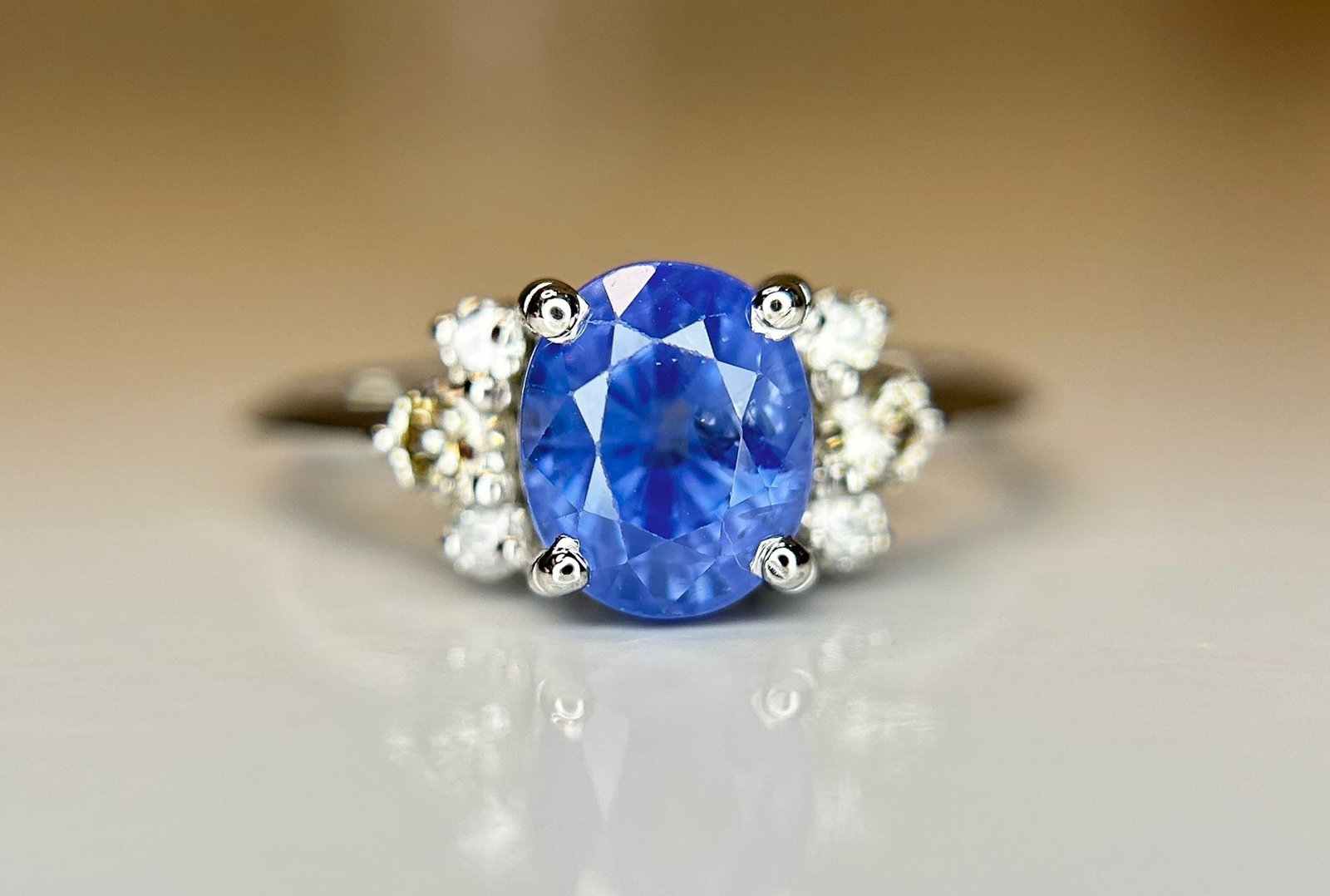 Beautiful 1.79 CT Natural Ceylon Blue Sapphire Diamonds & 18k Gold - 7