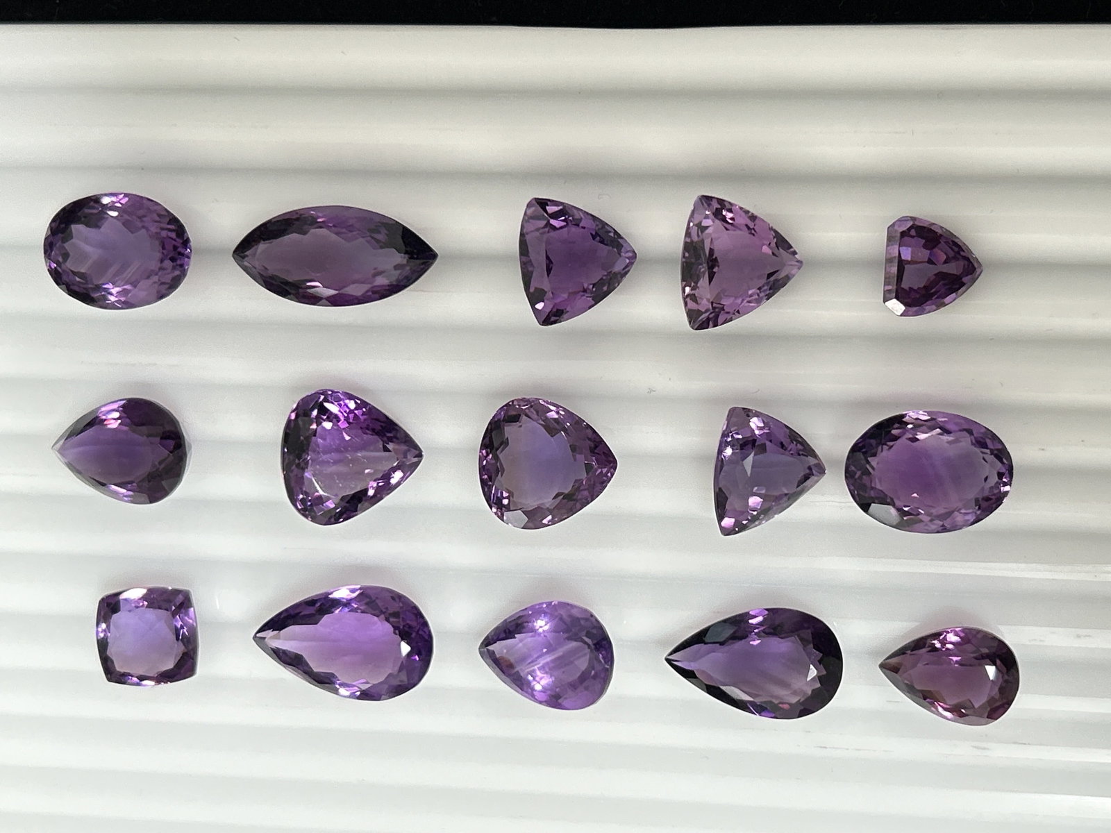 137.75ct Natural Amethyst - 3