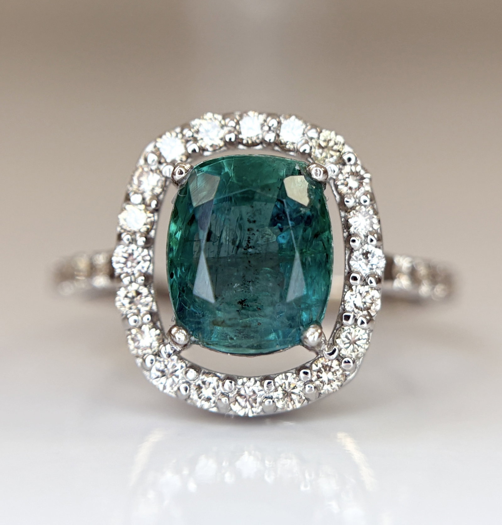 Beautiful 2.25 CT Natural Emerald Ring With Natural Diamonds & Platinum 950 - 5