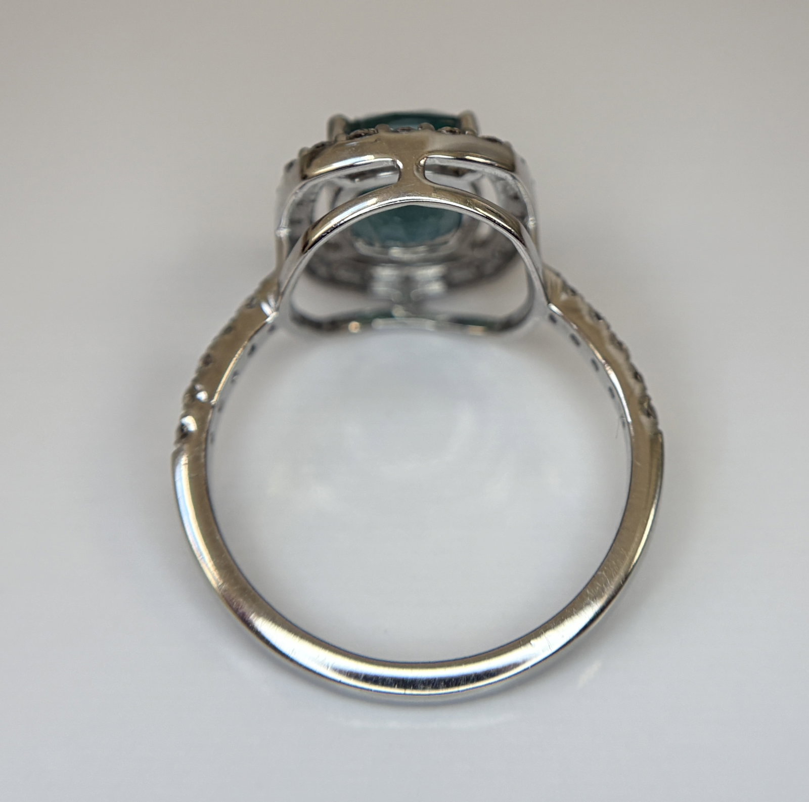 Beautiful 2.25 CT Natural Emerald Ring With Natural Diamonds & Platinum 950 - 8