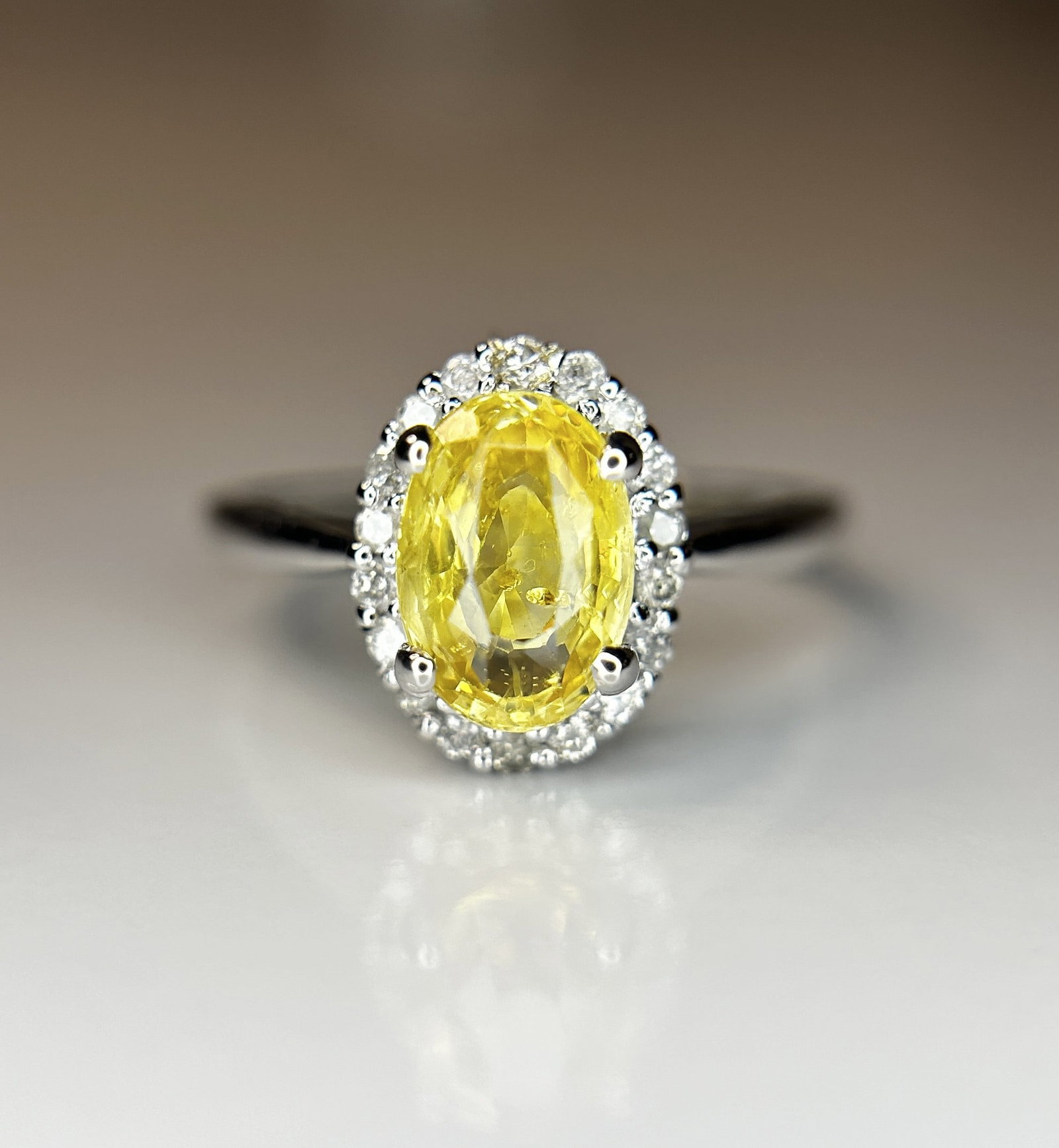 Beautiful 2.09 CT Unheated Yellow Sapphire With Natural Diamonds & 18k Gold - 2