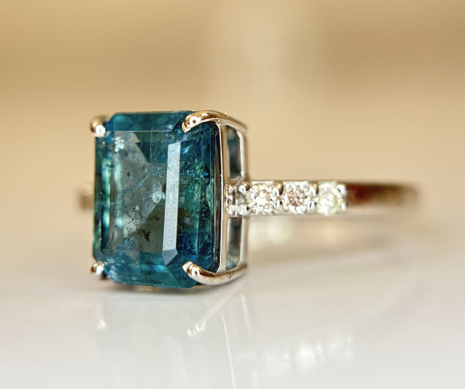 Beautiful 3.50 CT Natural Emerald Ring With Natural Diamonds & Platinum 950 - 4