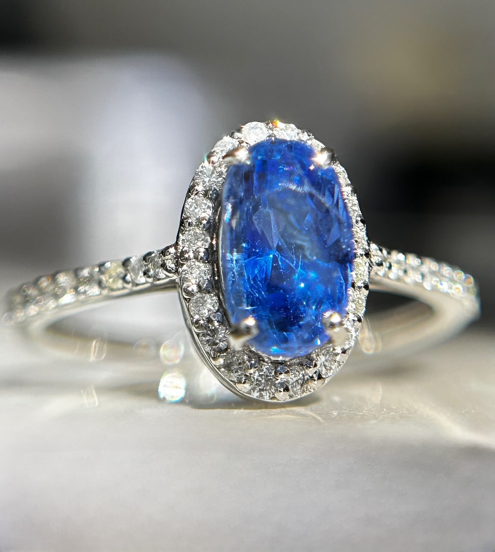 Beautiful 2.24 CT Unheated Burma Blue Sapphire Diamonds & 950 Platinum: Title: Beautiful 2.24 CT Unheated Burma Blue Sapphire Diamonds & 950 Platinum Description: Beautiful 2.24 CT Unheated Burma Blue Sapphire Diamonds & 950 Platinum Description: T