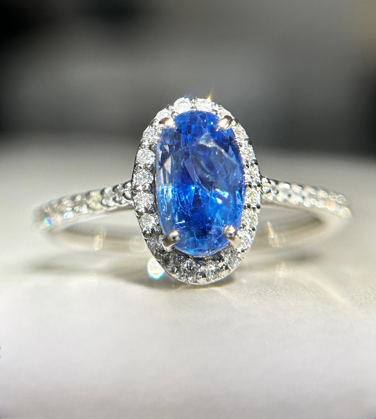 Beautiful 2.24 CT Unheated Burma Blue Sapphire Diamonds & 950 Platinum - 3