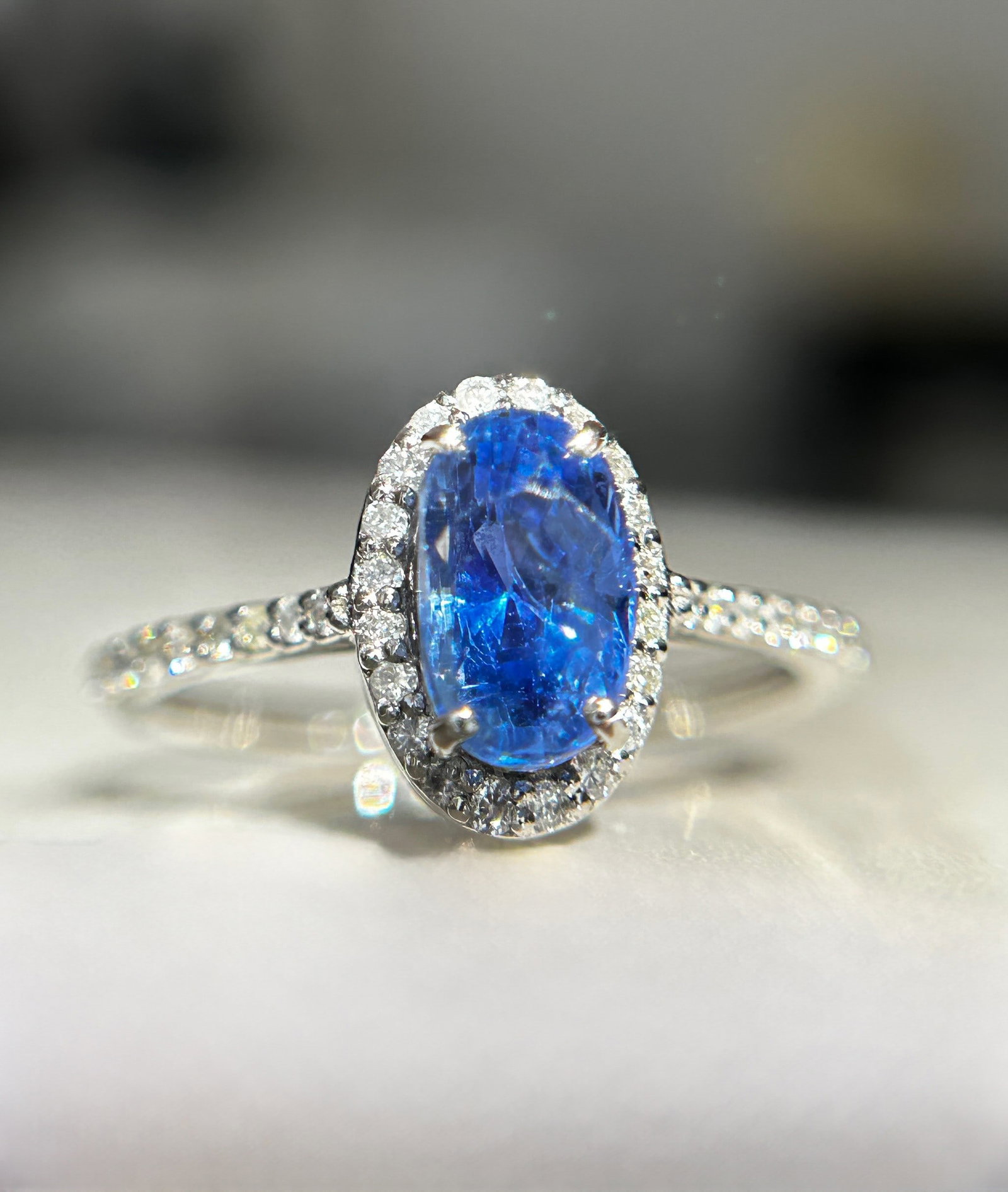 Beautiful 2.24 CT Unheated Burma Blue Sapphire Diamonds & 950 Platinum - 4
