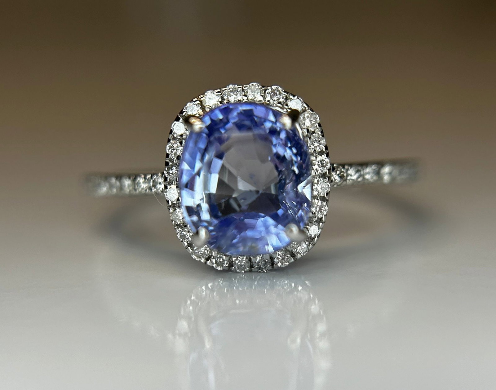 2.51 CT Unheated/Untreated Ceylon Cornflour Blue Sapphire Diamonds & 18k Gold - 6
