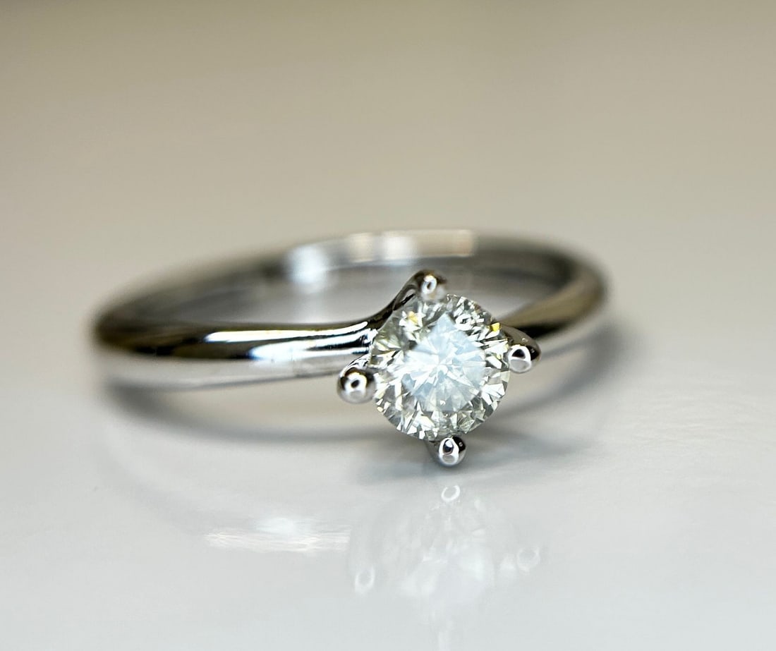 Beautiful Natural 0.42CT S1 Diamond Ring With 18k Gold - 4