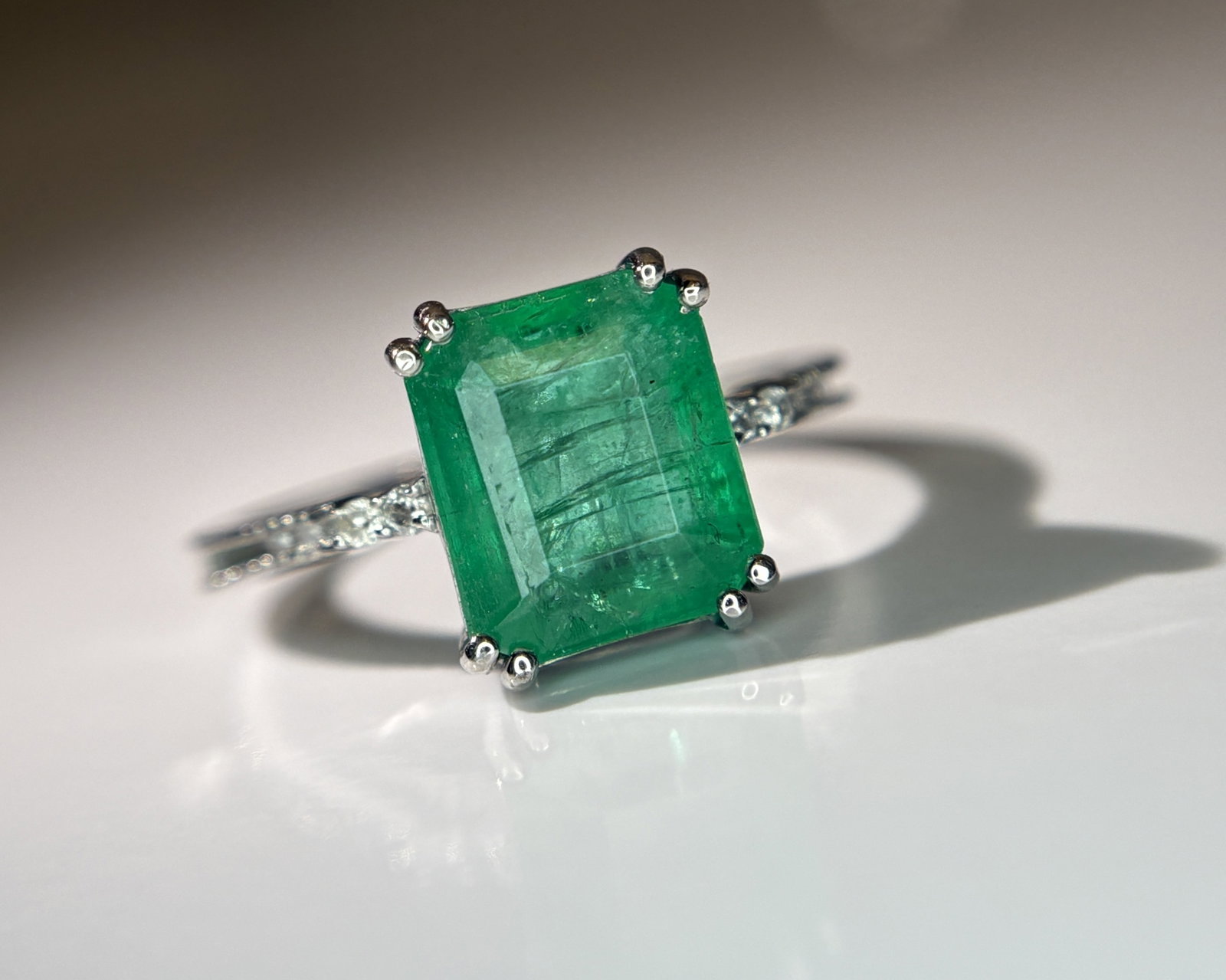 Beautiful 3.20 CT Natural Emerald Ring With Natural Diamonds & Platinum 950 - 12