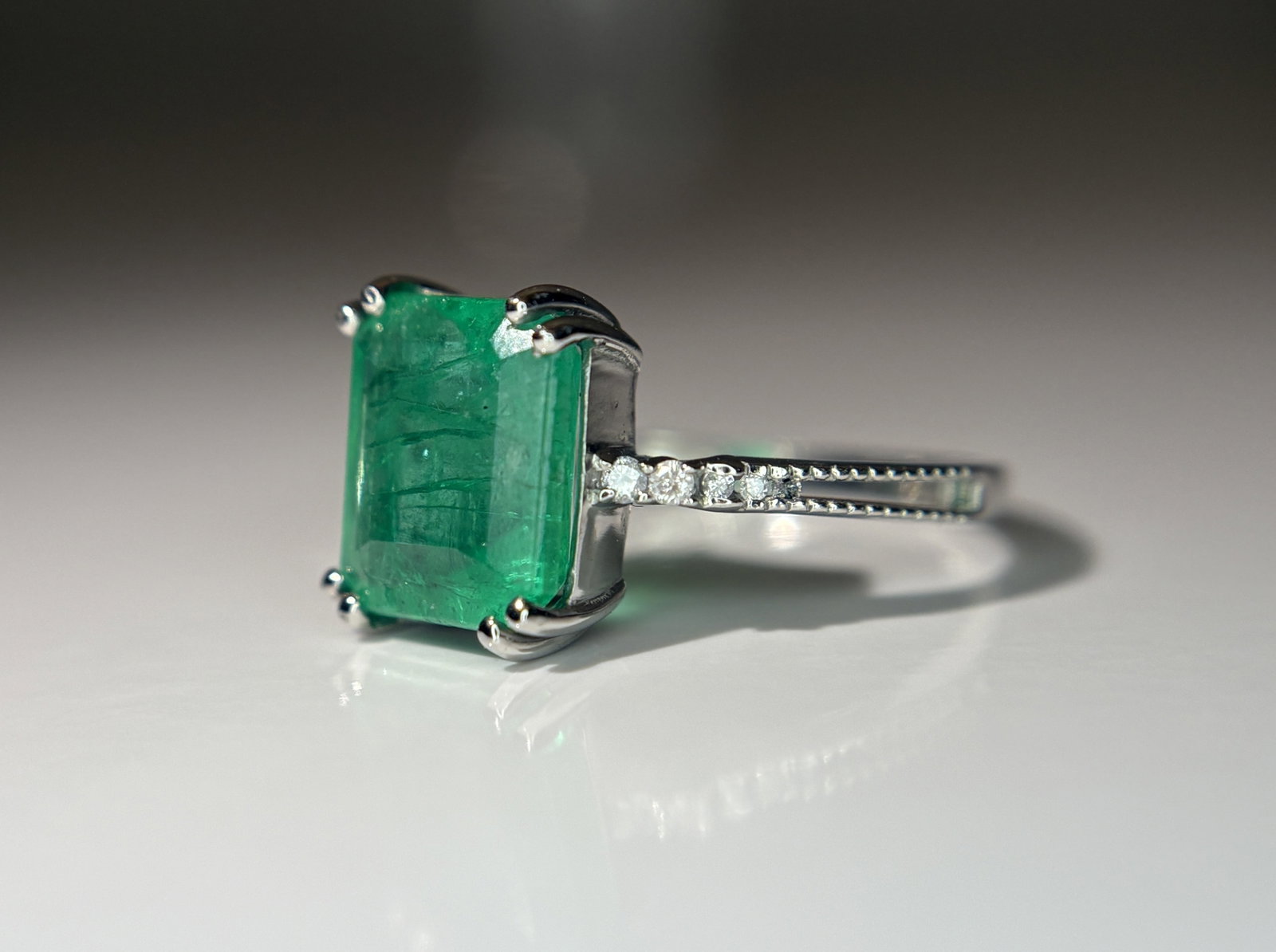 Beautiful 3.20 CT Natural Emerald Ring With Natural Diamonds & Platinum 950 - 7