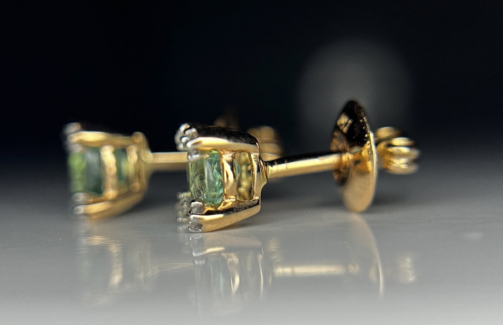 Beautiful 0.70 ct Natural Emerald Earrings With Natural Diamonds & 18k Gold - 6