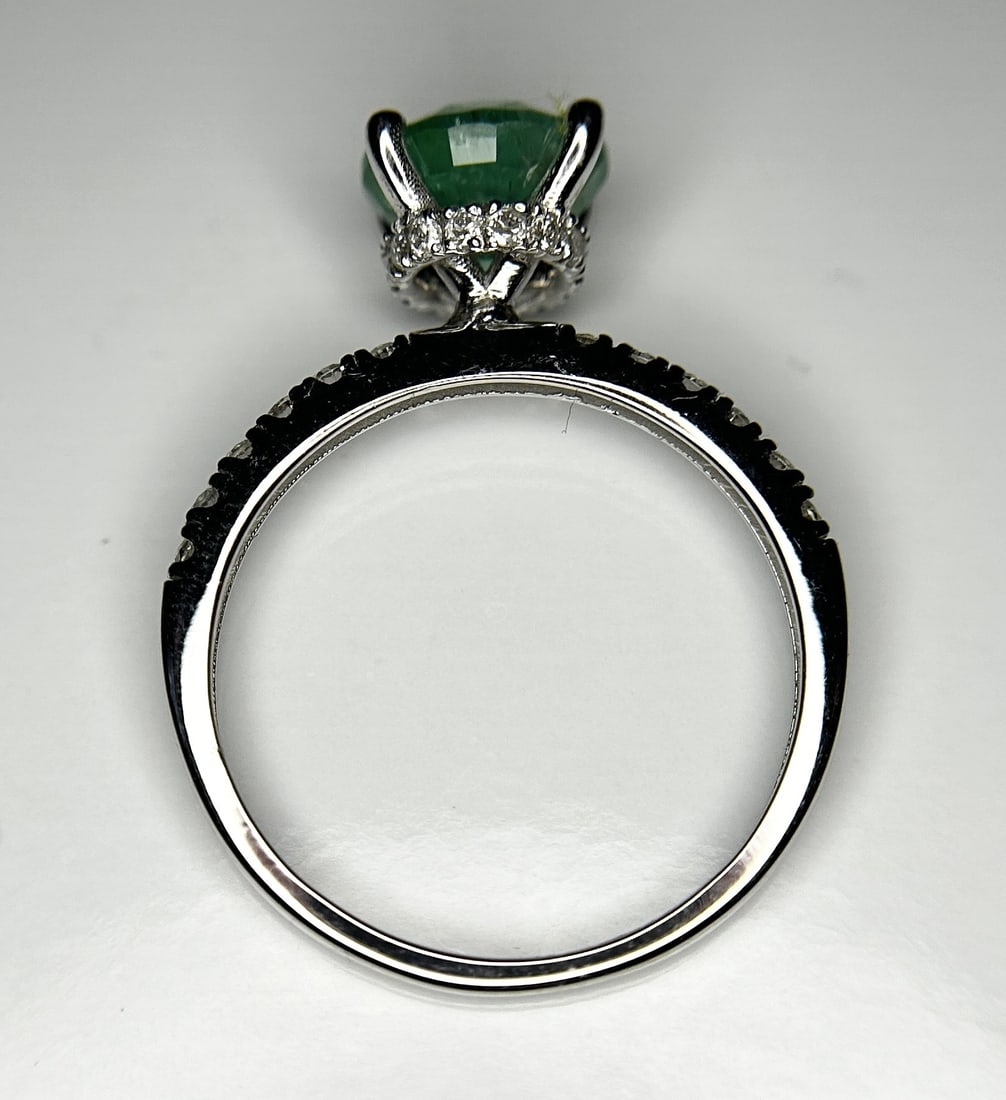 Beautiful 1.84 ct Natural Emerald With Natural Diamonds & 18k Gold - 5