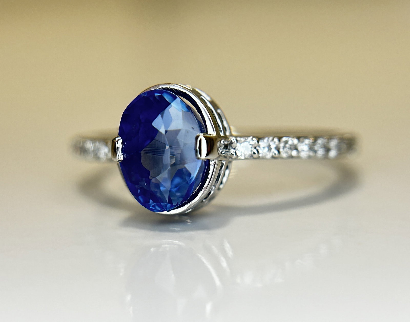 Beautiful 1.77CT Unheated Burma Blue Sapphire Diamonds & Platinum - 2