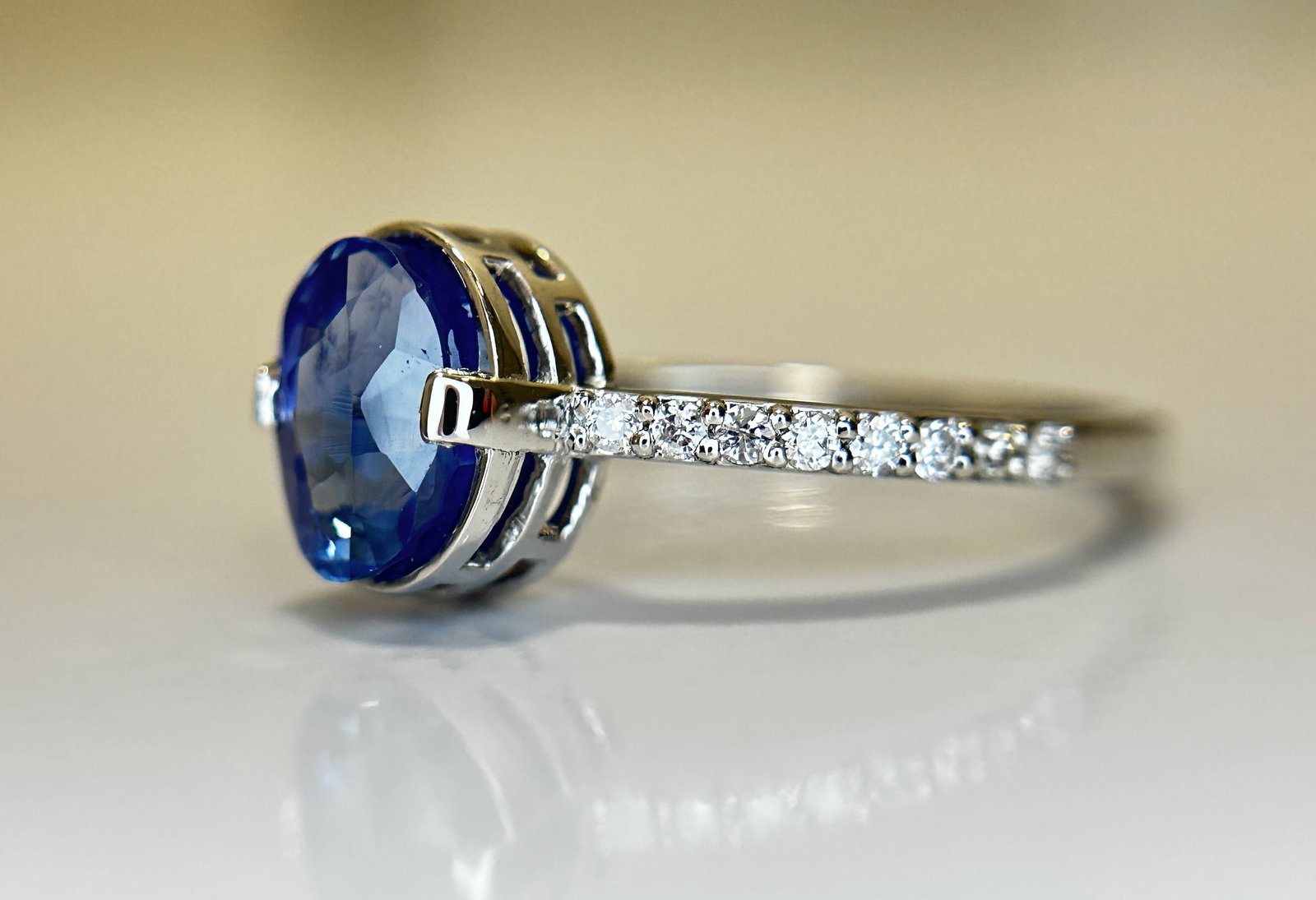 Beautiful 1.77CT Unheated Burma Blue Sapphire Diamonds & Platinum - 3