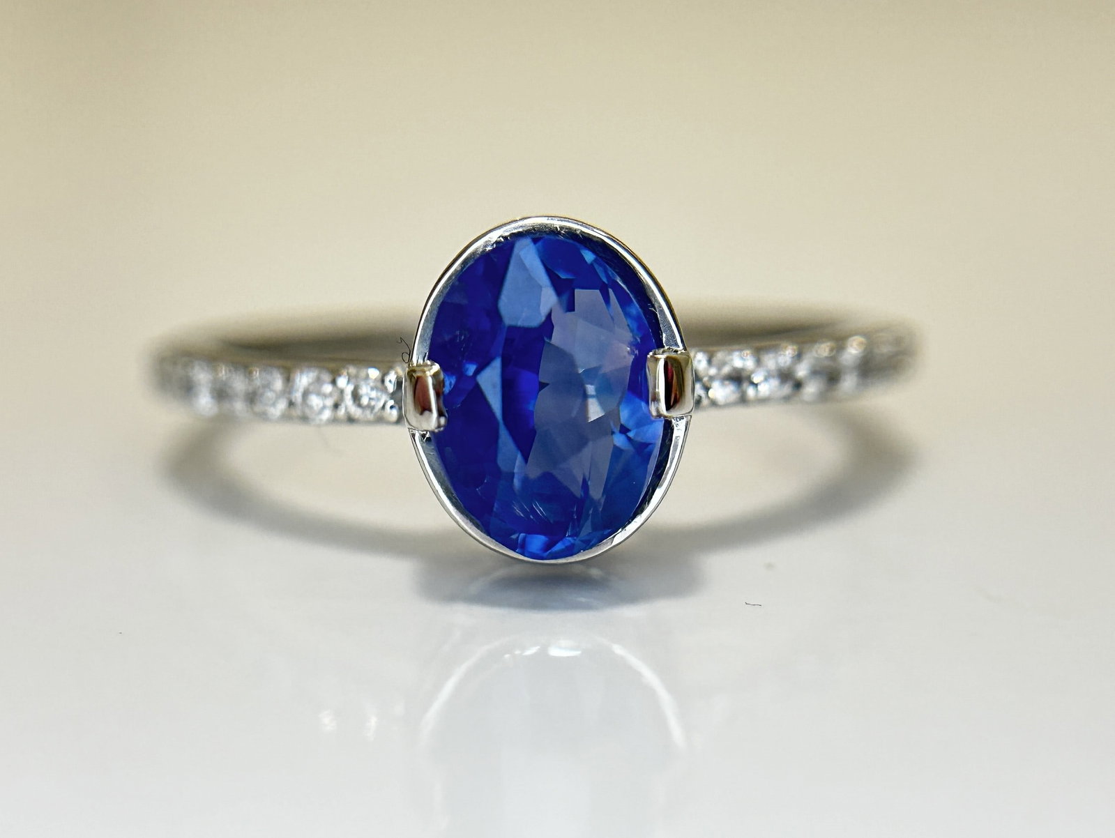 Beautiful 1.77CT Unheated Burma Blue Sapphire Diamonds & Platinum - 6