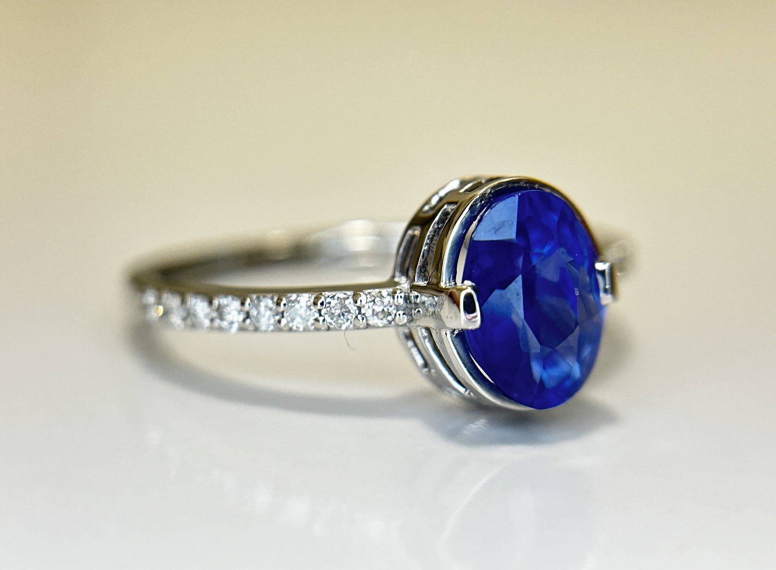 Beautiful 1.77CT Unheated Burma Blue Sapphire Diamonds & Platinum - 9