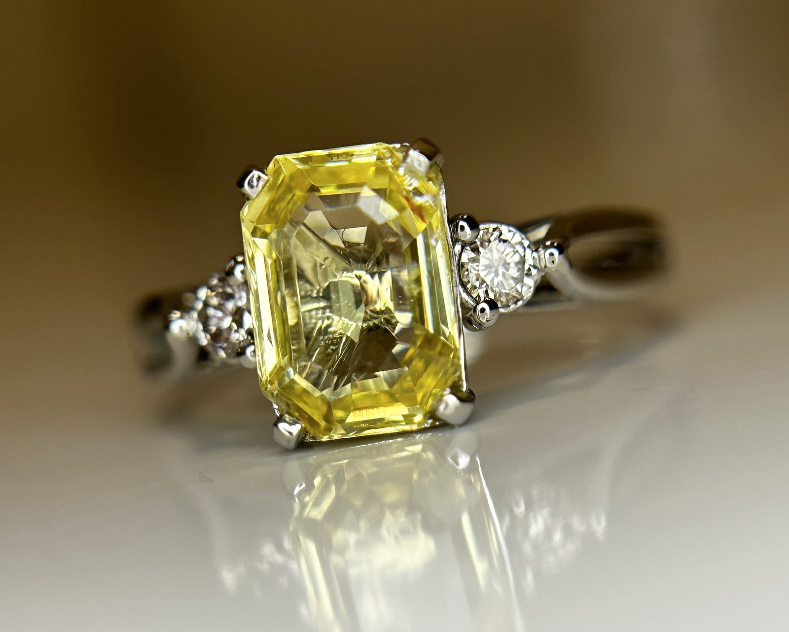 Beautiful 2.40ct Unheated Untreated Natural Ceylon Yellow Sapphire Diamonds & 950 Platinum - 9
