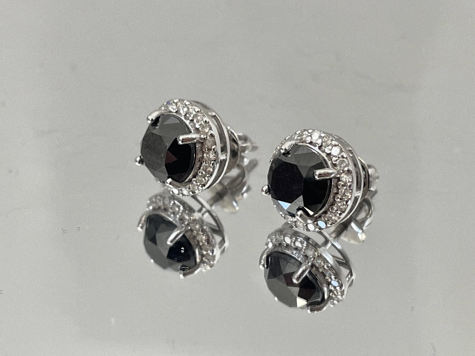 Beautiful Natural 3.84 CT Black Diamond Earrings Natural Diamonds & 18k Gold - 4