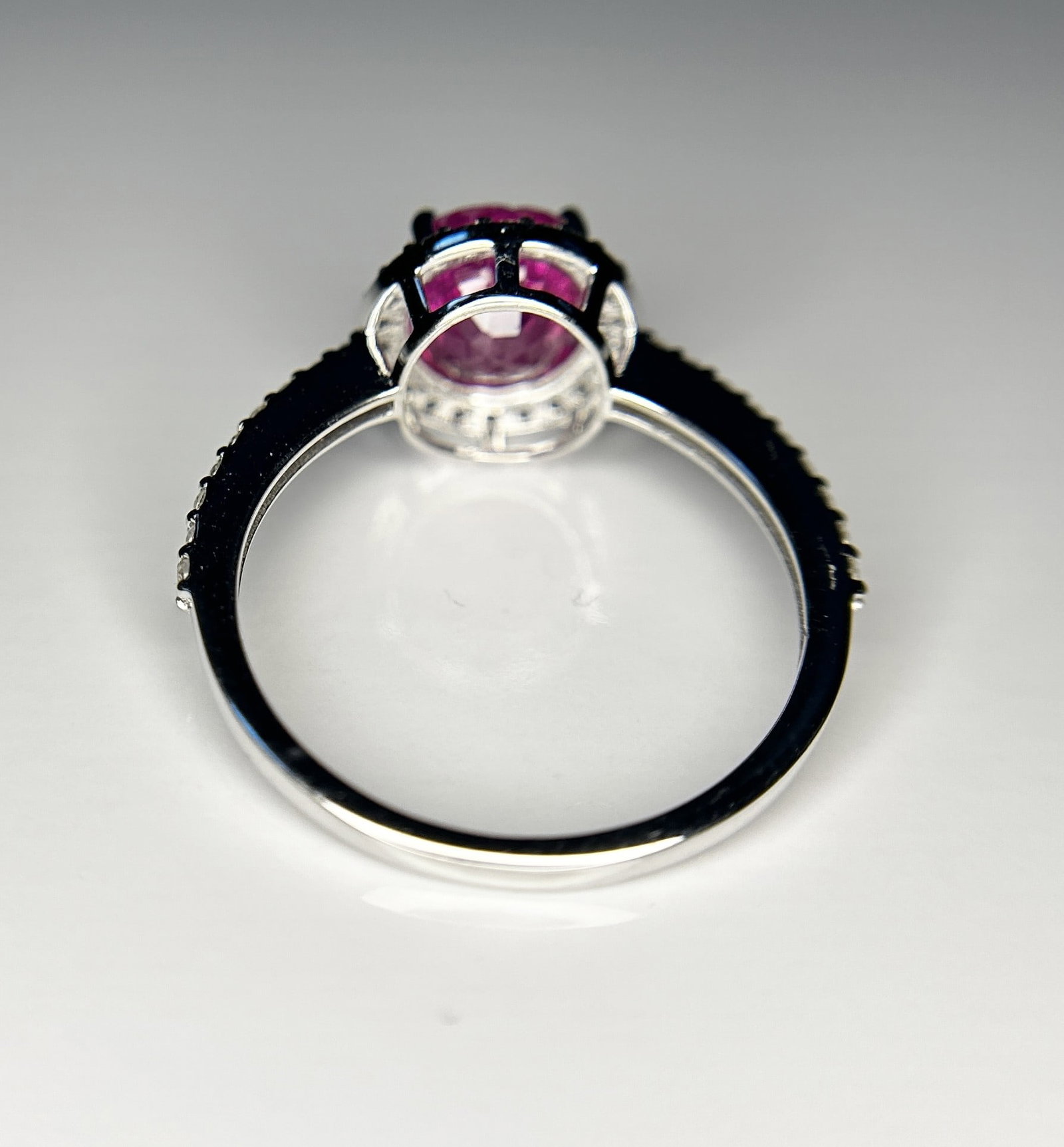 Beautiful 2.66 CT Unheated Old Burma Ruby With Natural Diamonds & 18k Gold - 6
