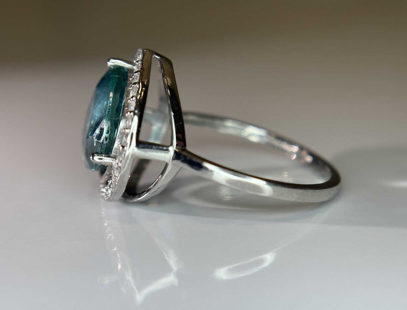 Beautiful 3.21 CT Natural Emerald Ring With Natural Diamonds & Platinum 950 - 6