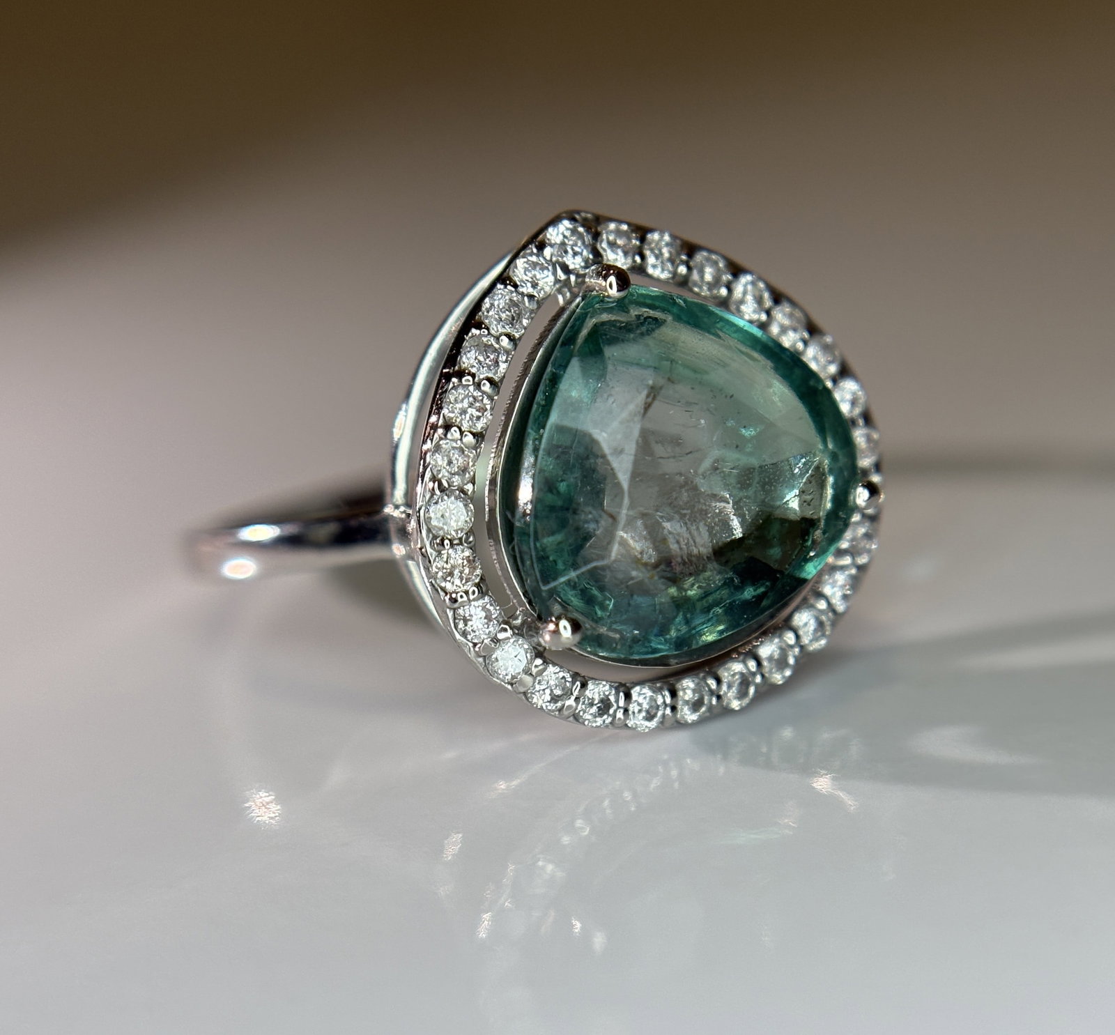 Beautiful 3.21 CT Natural Emerald Ring With Natural Diamonds & Platinum 950 - 8