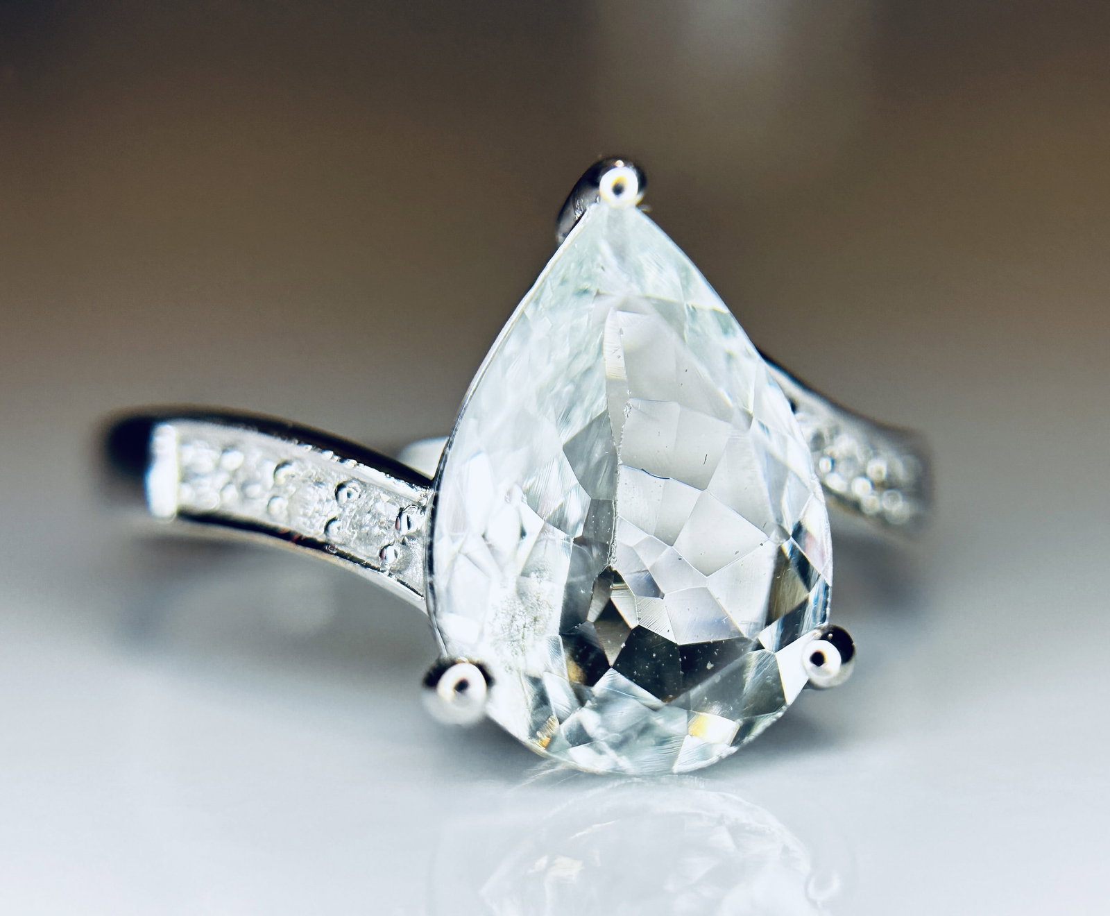 Beautiful 2.60 CT Natural Aquamarine Ring With Natural Diamonds & 18k White Gold - 7