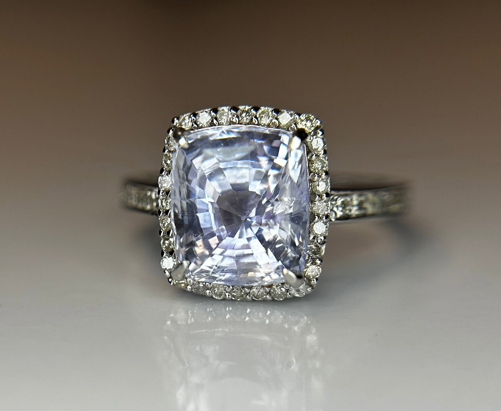 Beautiful 4.74 CT Unheated/Untreated Ceylon Blue Sapphire Diamonds & 18k Gold - 5