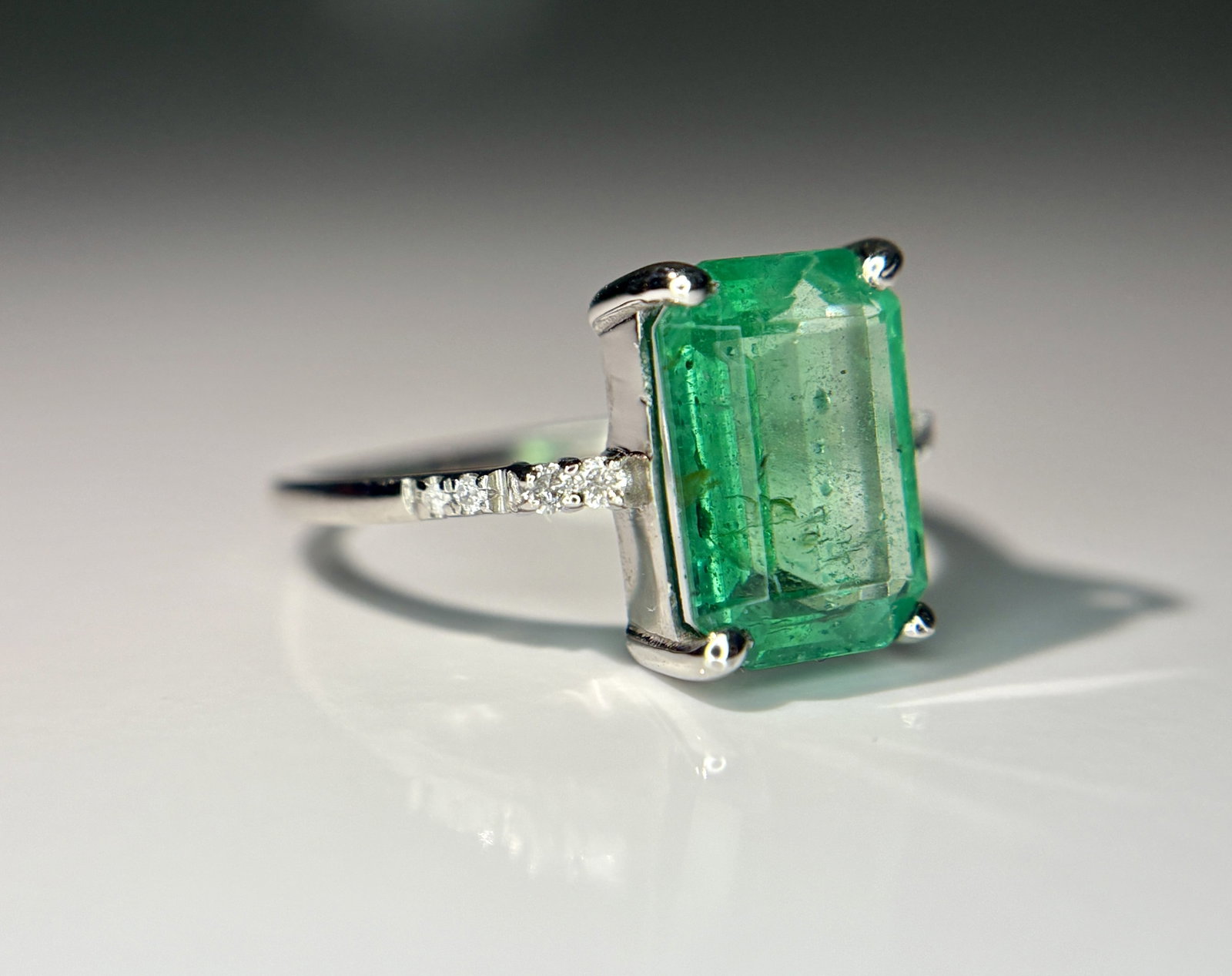 Beautiful 3.00 CT Natural Emerald Ring With Natural Diamonds & Platinum 950 - 8