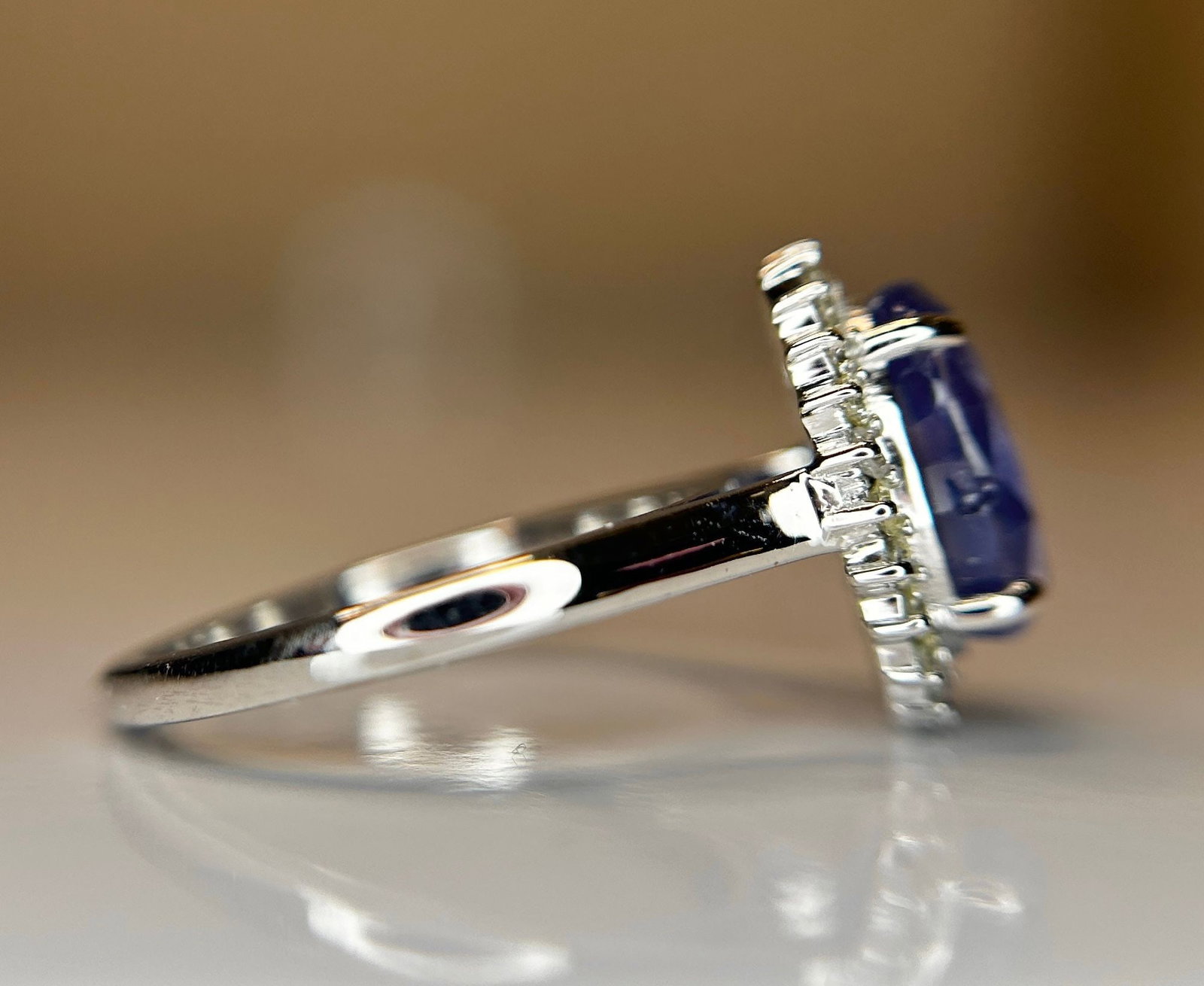 Unheated Untreated 3.87 CT Natural Ceylon Purple Sapphire Diamonds & 18k Gold - 6